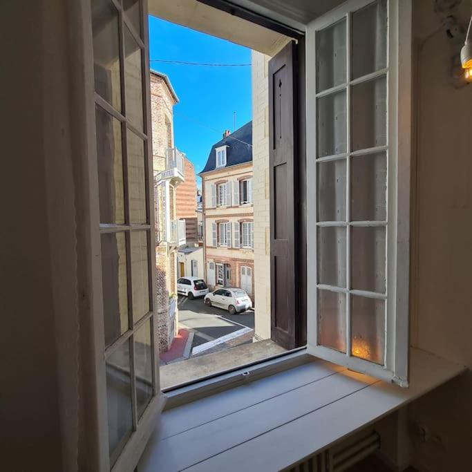 Beau Studio A 30M De La Plage / Beautiful Studio 30M From The Beach Trouville-sur-Mer Esterno foto
